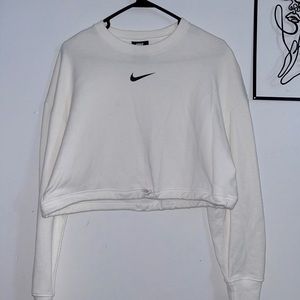 COPY - White Nike Croptop